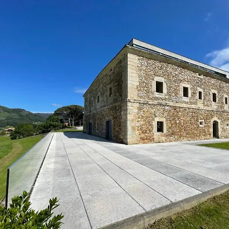 Pico Velasco 3*