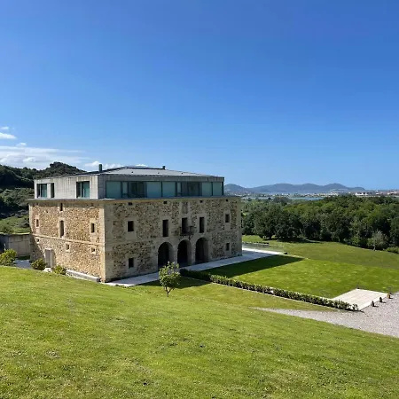 Pico Velasco 3*