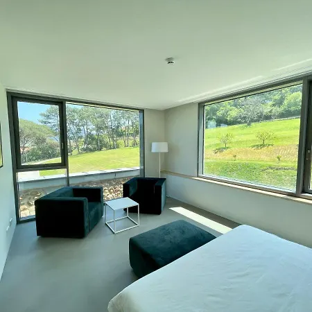 Pico Velasco Hotel 2*
