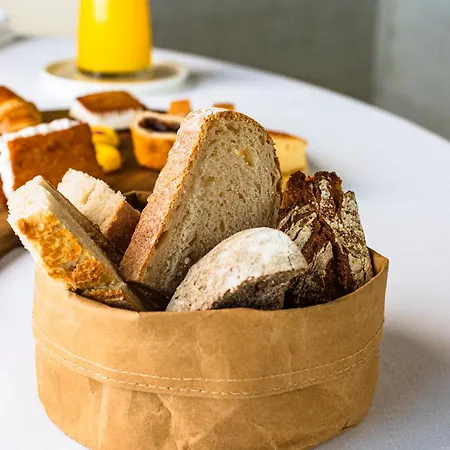 Pico Velasco 3* Carasa