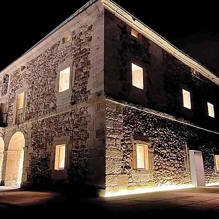 Hotel Pico Velasco Carasa