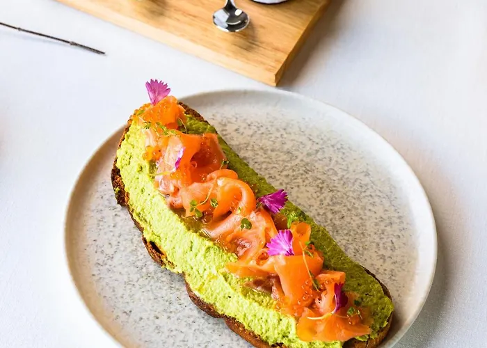 Pico Velasco Hotel 3*