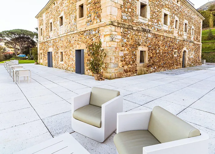 Pico Velasco 3* Carasa