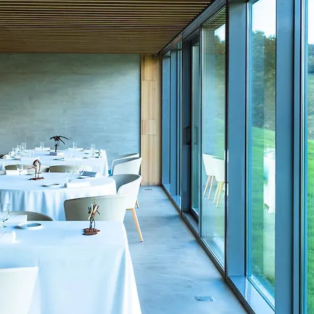 Pico Velasco Hotel 3*