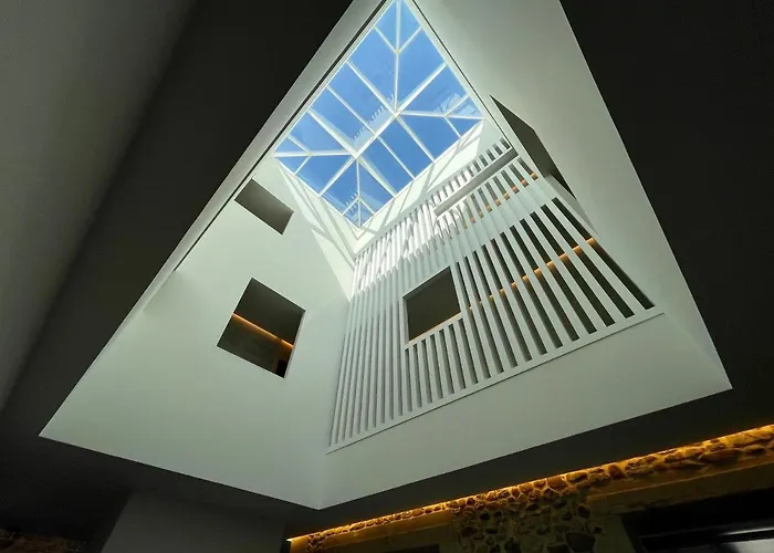 Отель Pico Velasco