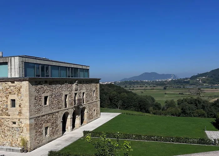 Pico Velasco 3* Carasa